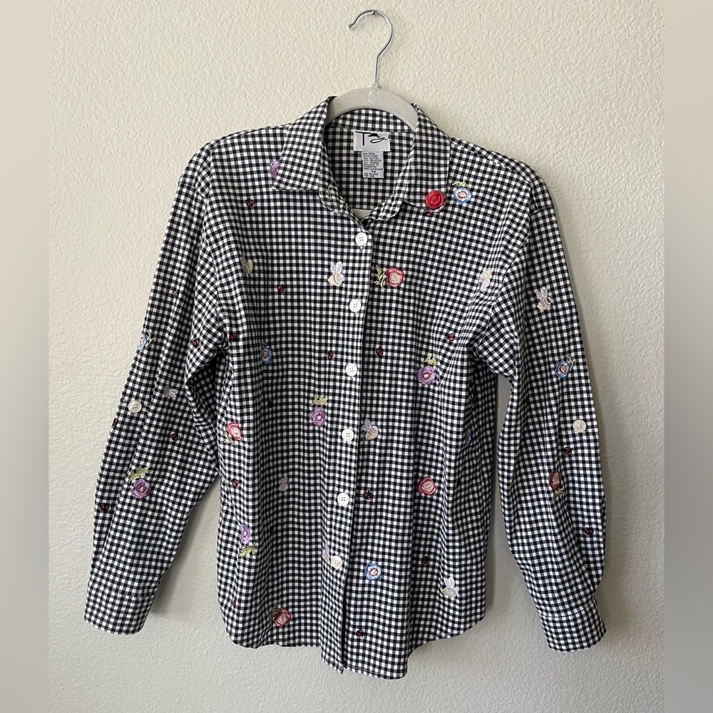 Vintage Lady Bug Floral Embroidered Black White Gingham Button Down Shirt Size S